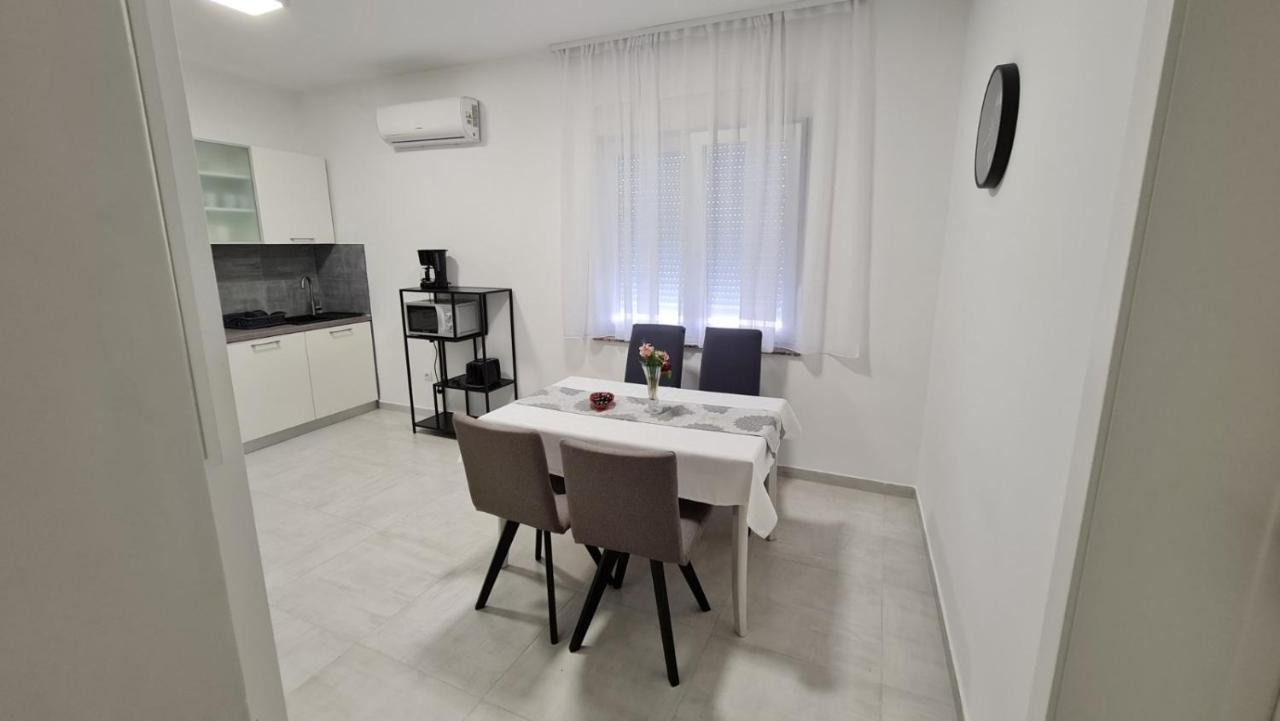 Apartman Magnolija Rijeka Eksteriør billede